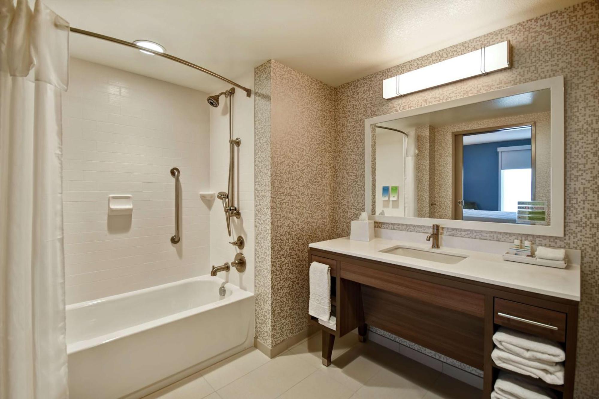 Home2 Suites By Hilton Терре-Хот Экстерьер фото
