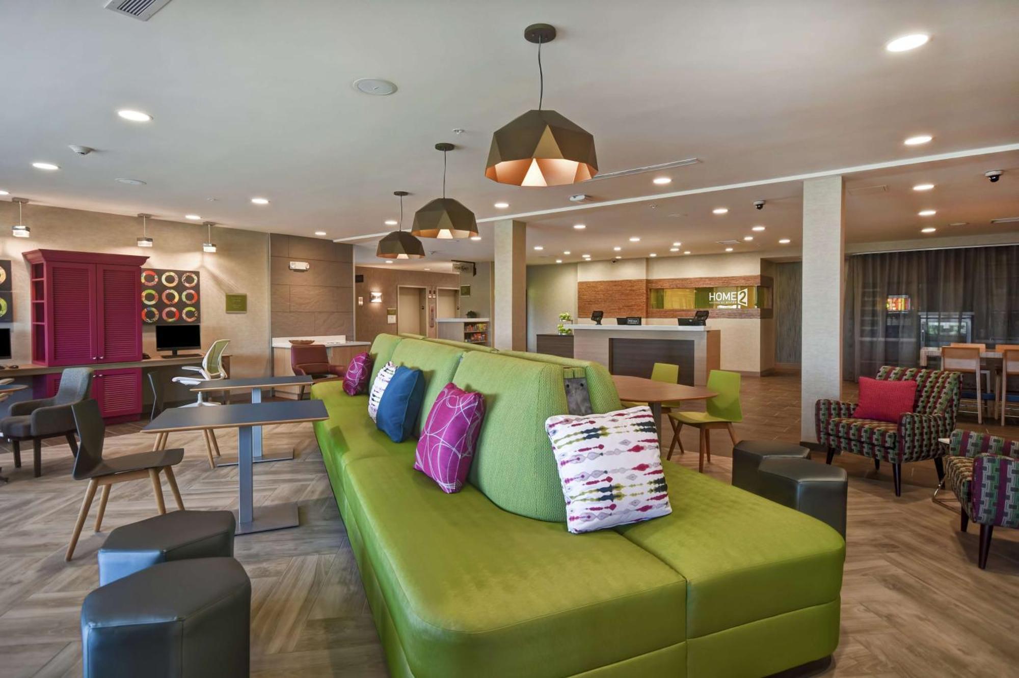 Home2 Suites By Hilton Терре-Хот Экстерьер фото